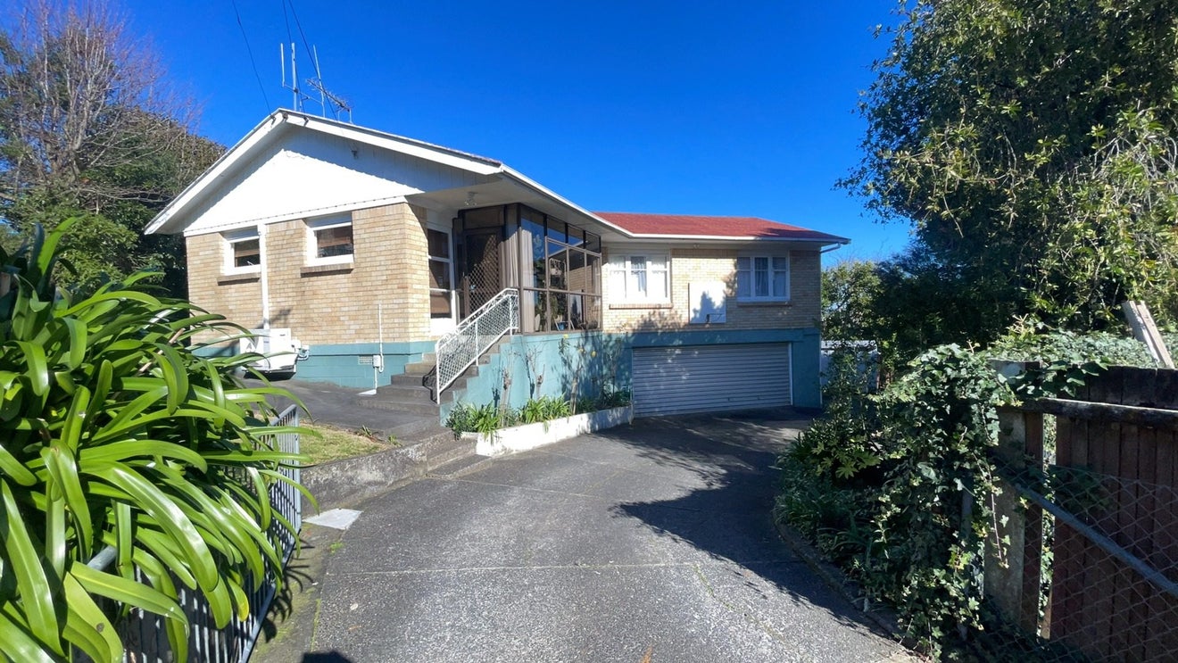 51 Corrin Street, Melville, Hamilton - Carousel 2