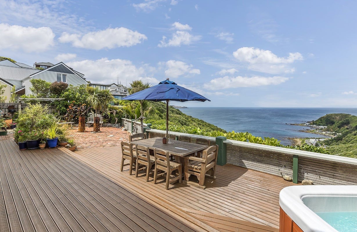 79 Beacon Hill Road, Strathmore Park, Wellington - Carousel 1