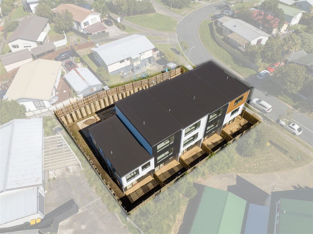 4E Flaunty Place, West Harbour, Auckland - Carousel 1