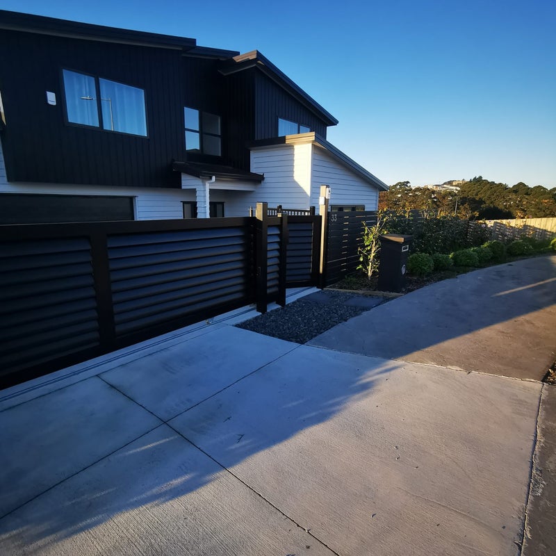 33 Kotuitui Drive, Silverdale - Carousel 1