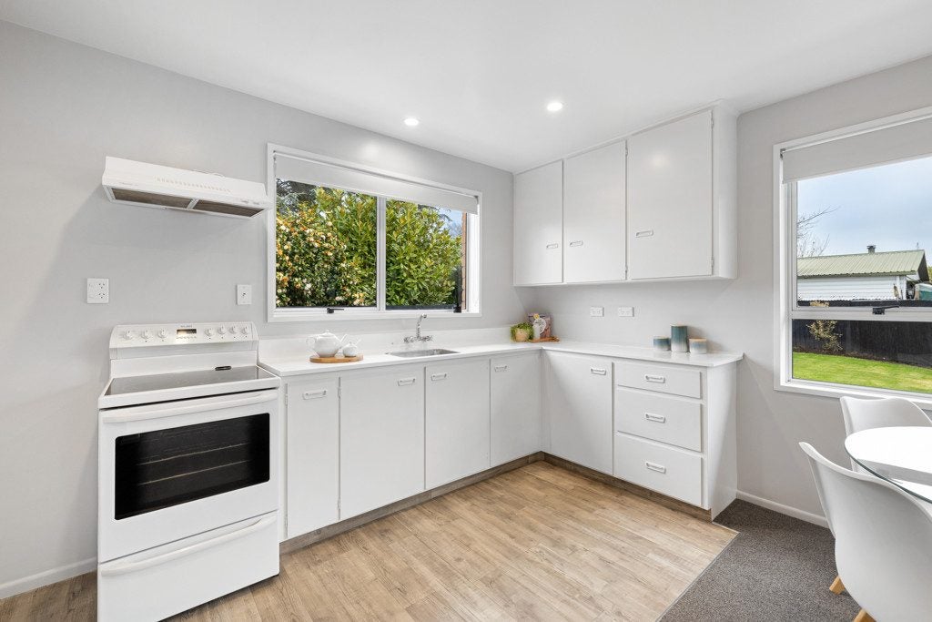 2/18 Manuel Place, Bishopdale, Christchurch - Carousel 2