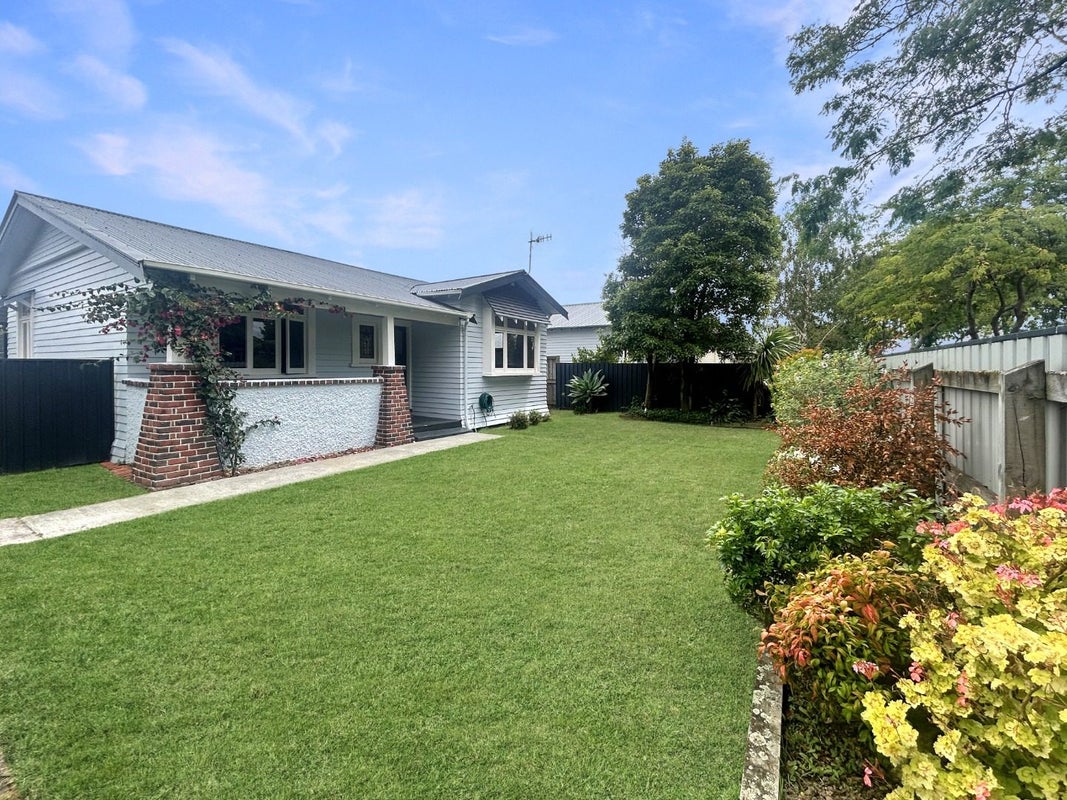 24 Kingswood Street, Takaro, Palmerston North - Carousel 10