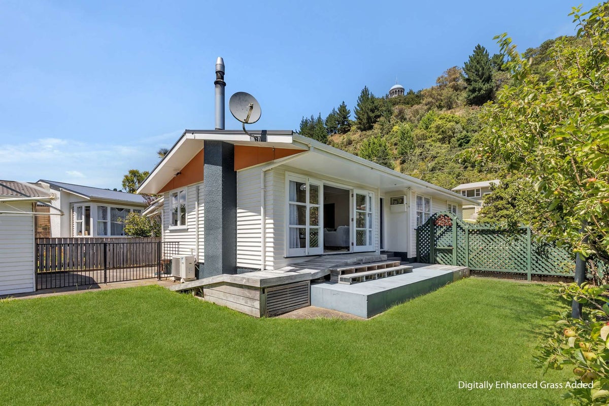 33 Turoa Road, Whanganui East, Whanganui - Carousel 1