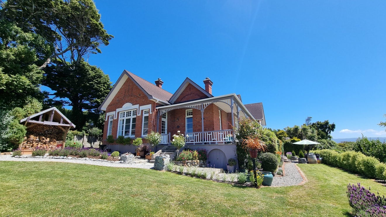 2B Herbert Street, Riverton/Aparima - Carousel 1