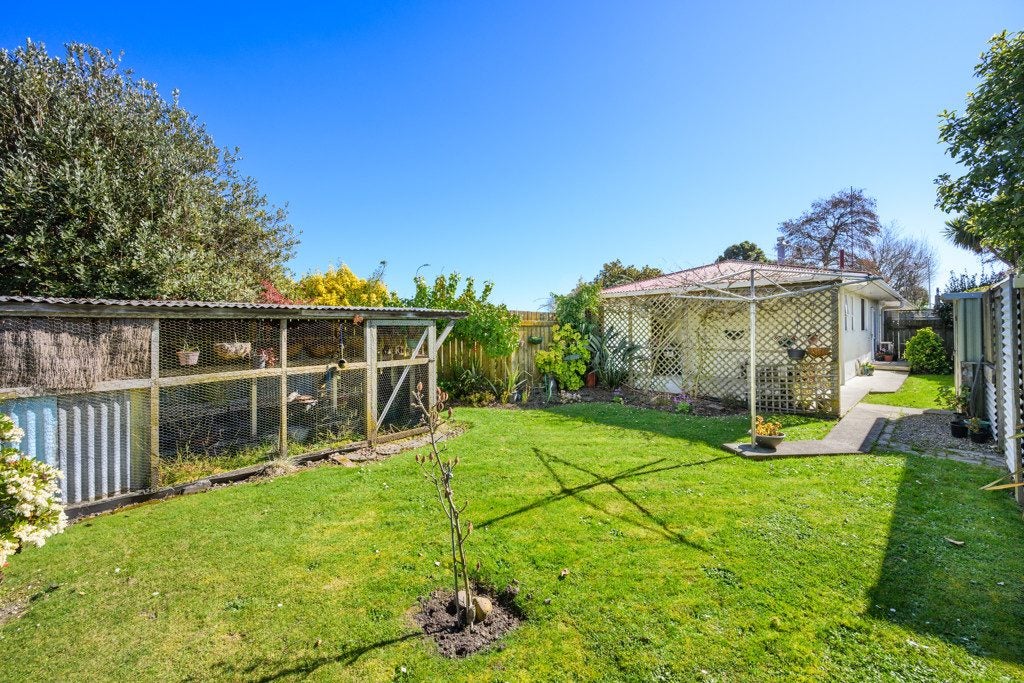 9 Drury Street, Cloverlea, Palmerston North - Carousel 2