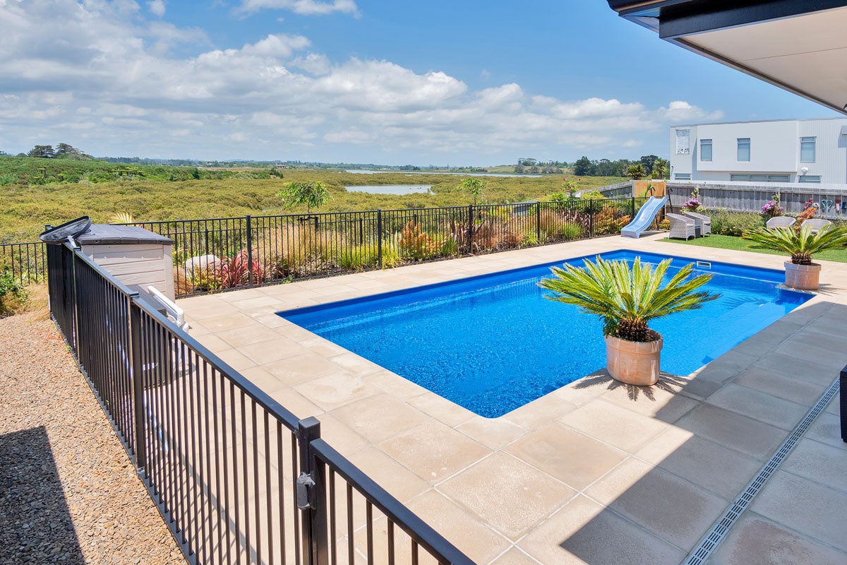 55 Bayvista Drive, Karaka, Papakura - Carousel 1