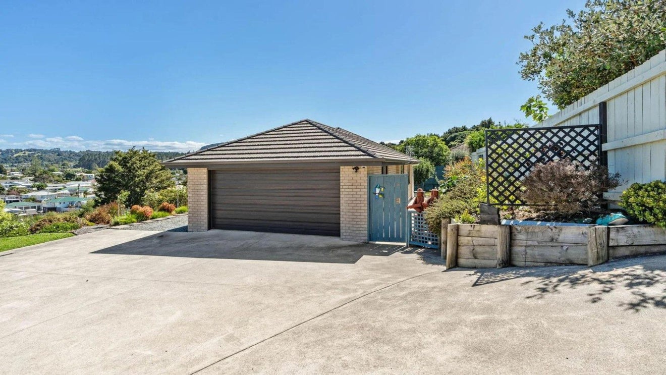 33 Briden Drive, Tikipunga, Whangarei - Carousel 2