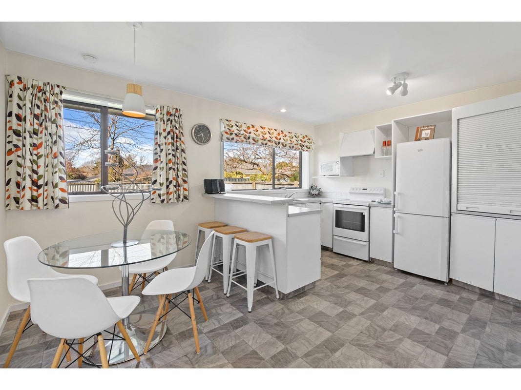 23 Kendal Avenue, Burnside, Christchurch - Carousel 2