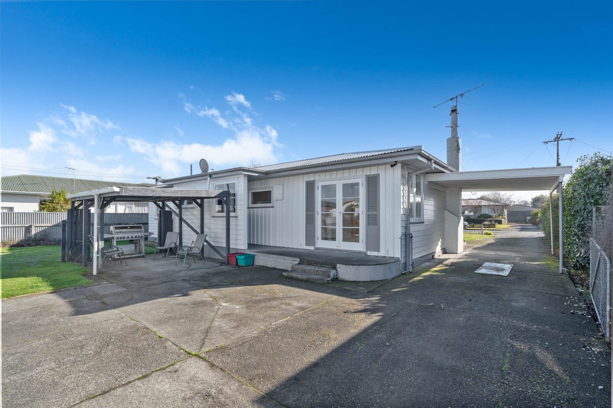 6 Hobson Place, Solway, Masterton - Carousel 2