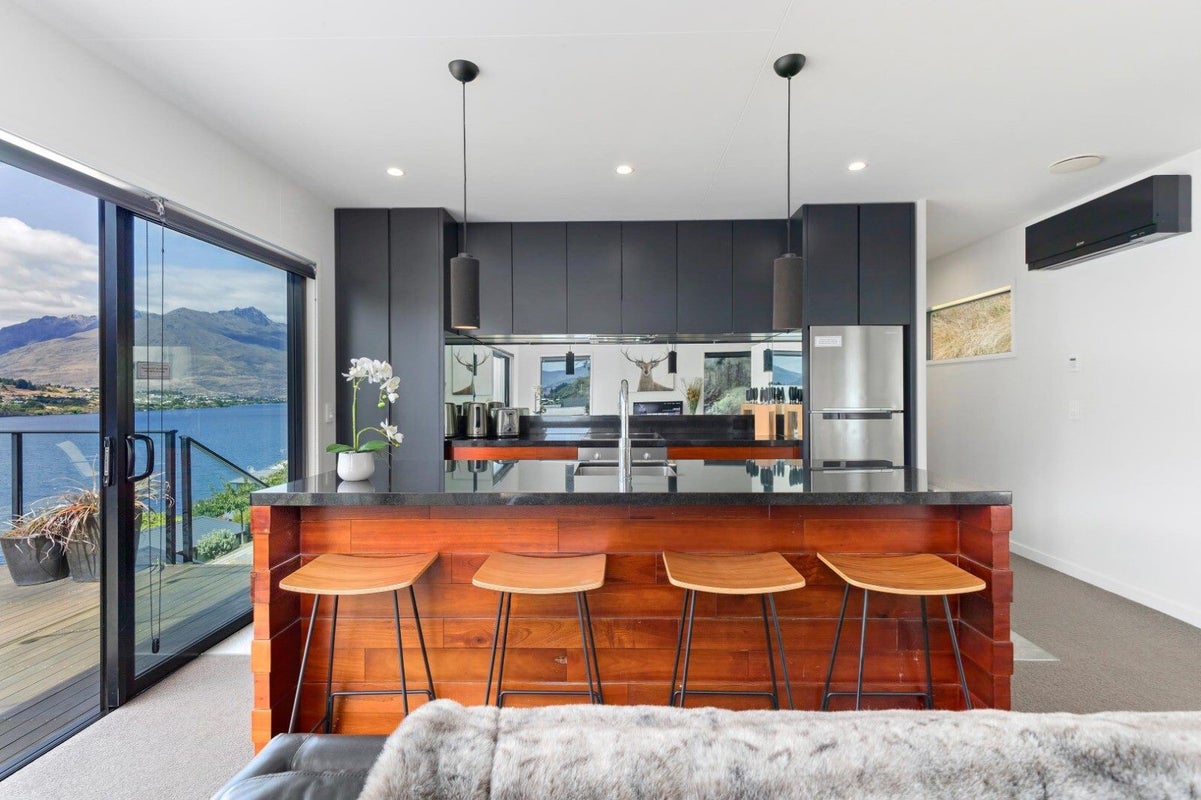 19 Perkins Road, FRANKTON, QUEENSTOWN - Carousel 2