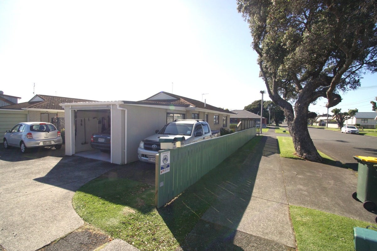 66 Whiteley Street, Moturoa, New Plymouth - Carousel 11