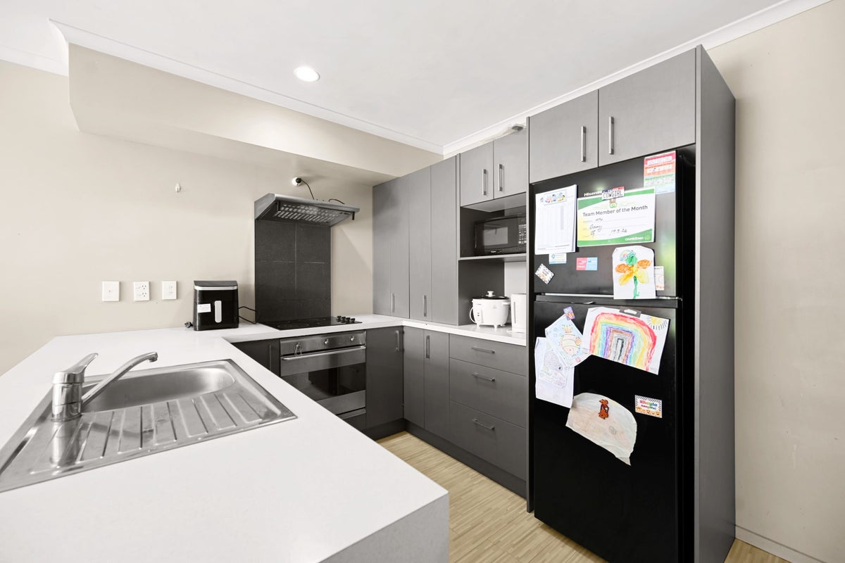 9I Denver Place, Hamilton East, Hamilton - Carousel 2