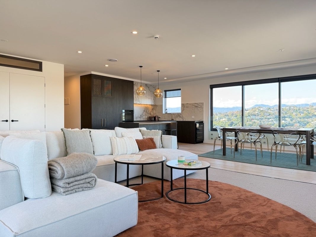 401/2A Ropa Lane, Miramar, Wellington - Carousel 1
