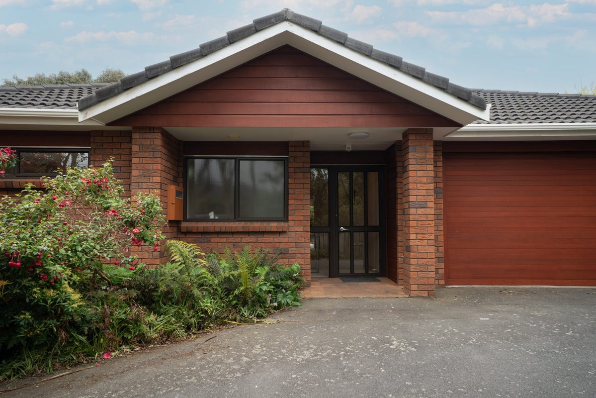 171 Westchester Drive, Churton Park, Wellington - Carousel 2
