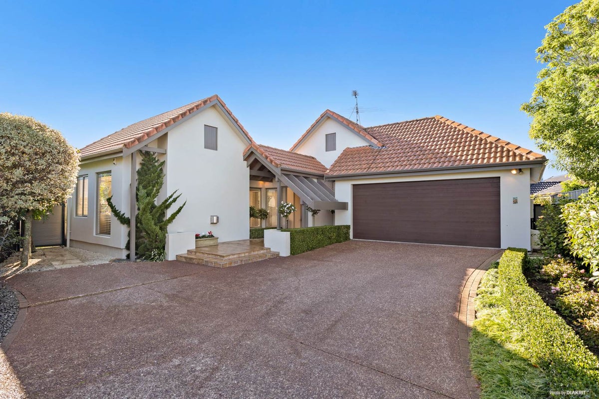 30 Windsong Court, Northpark, Auckland - Carousel 1