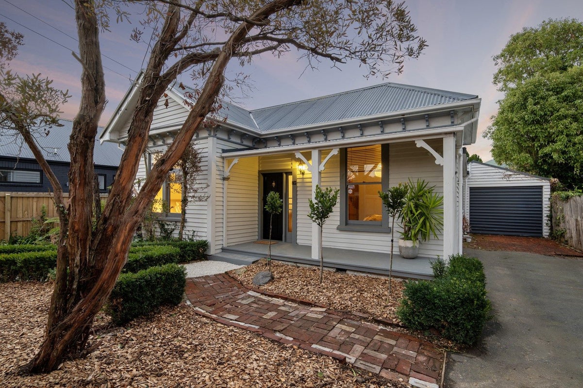 29 Radnor Street, St Albans, Christchurch - Carousel 1