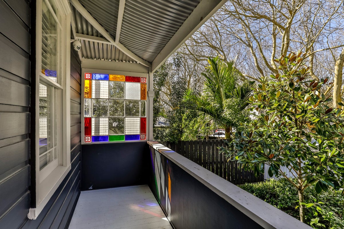4 Picton Street, Freemans Bay, Auckland - Carousel 2