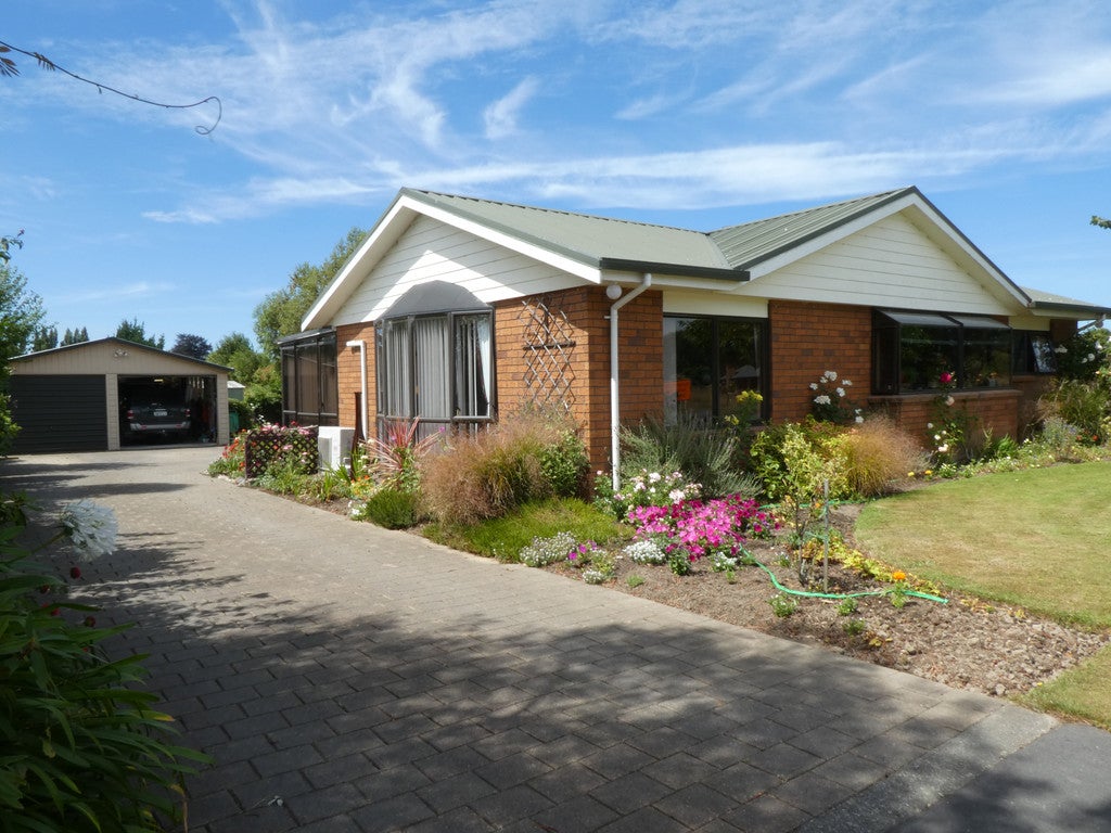 12 Grant Street, Temuka - Carousel 17