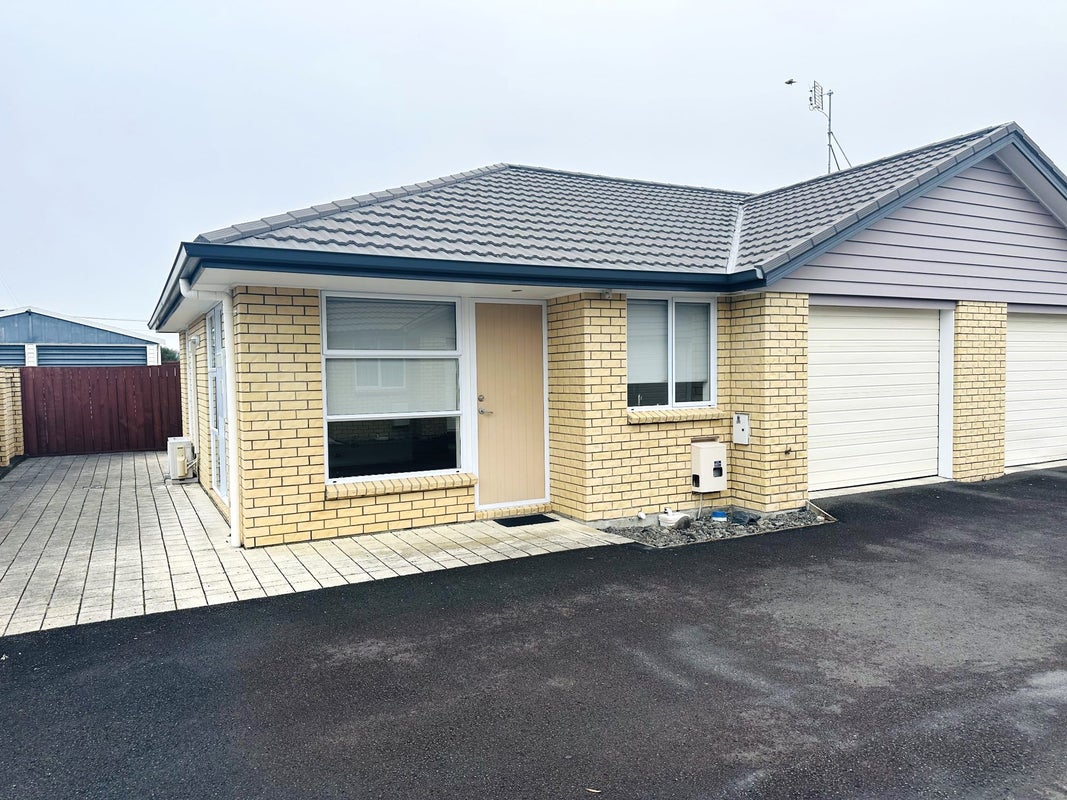 8A Pitt Street, Frankton, Hamilton - Carousel 1