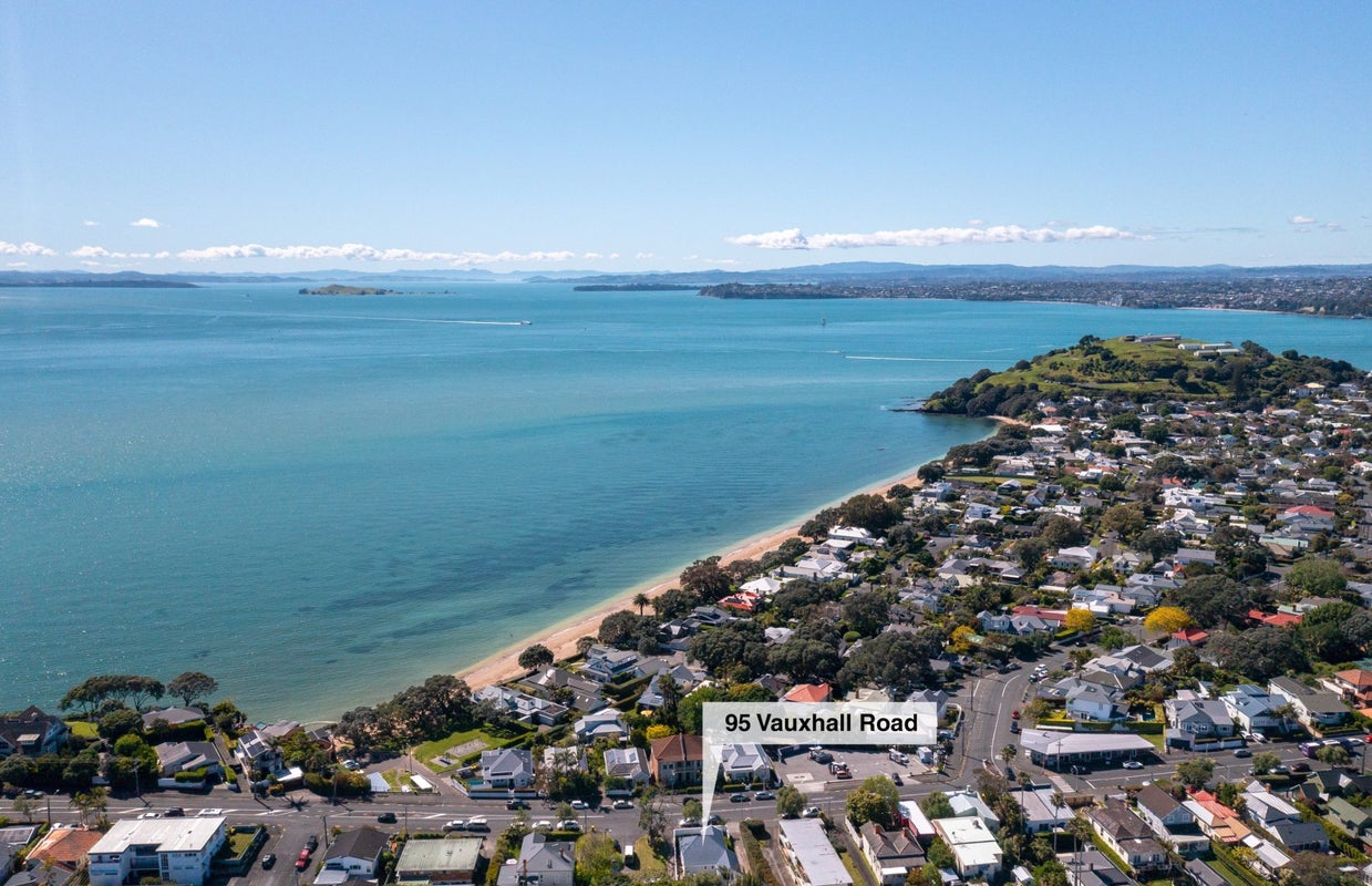 95 Vauxhall Road, Devonport, Auckland - Carousel 2