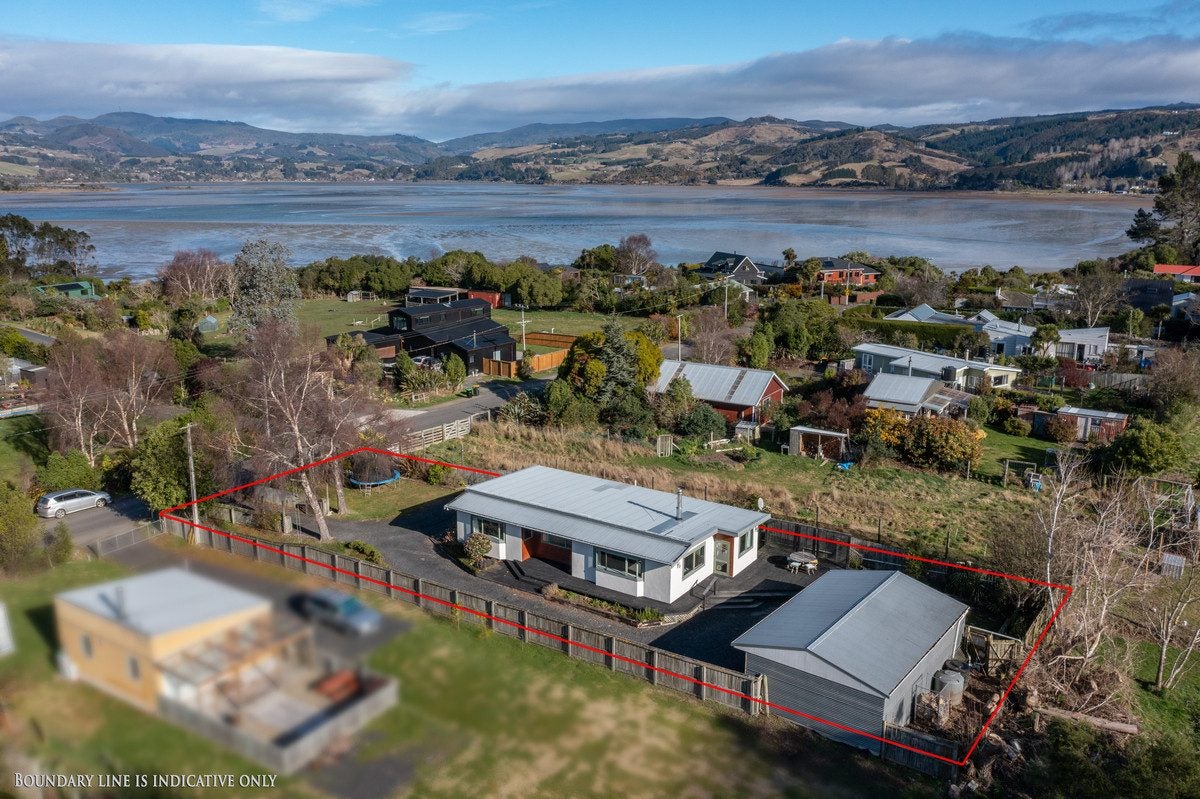 21 Bay Road, Warrington, Waikouaiti - Carousel 24