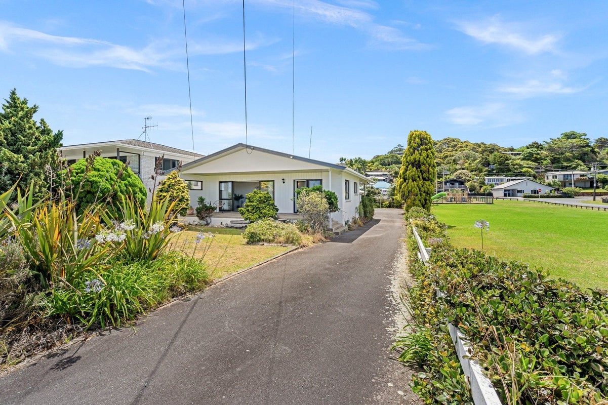 1949 Ngunguru Road, Whangarei - Carousel 18