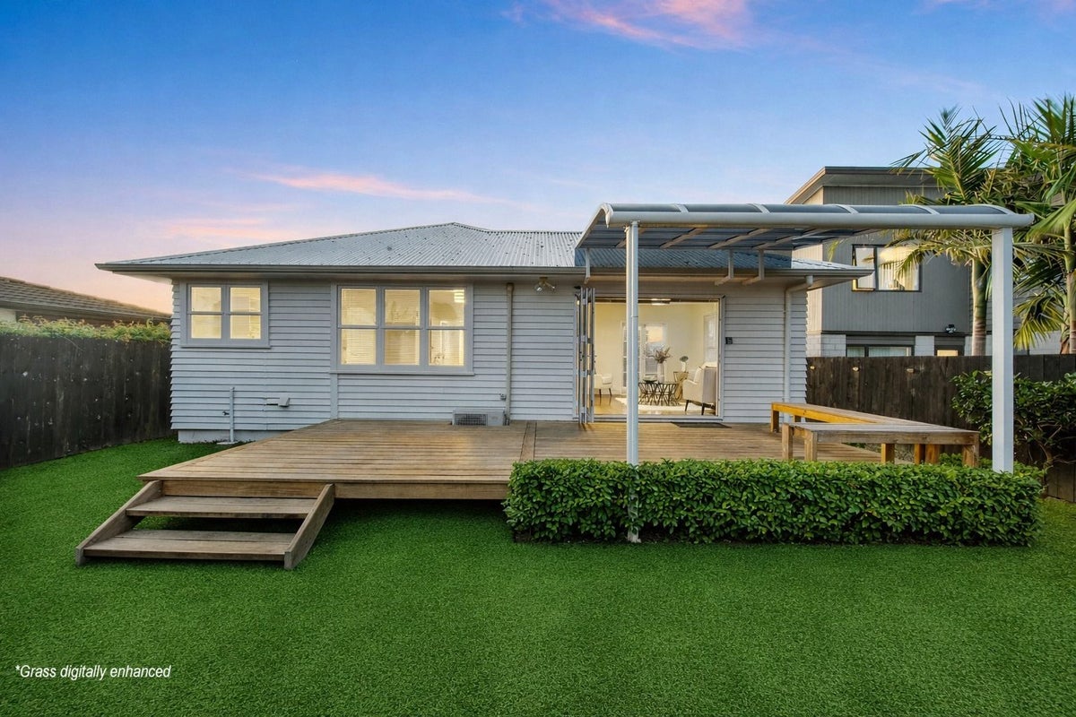 42C Vine Street, Mangere East, Auckland - Carousel 1