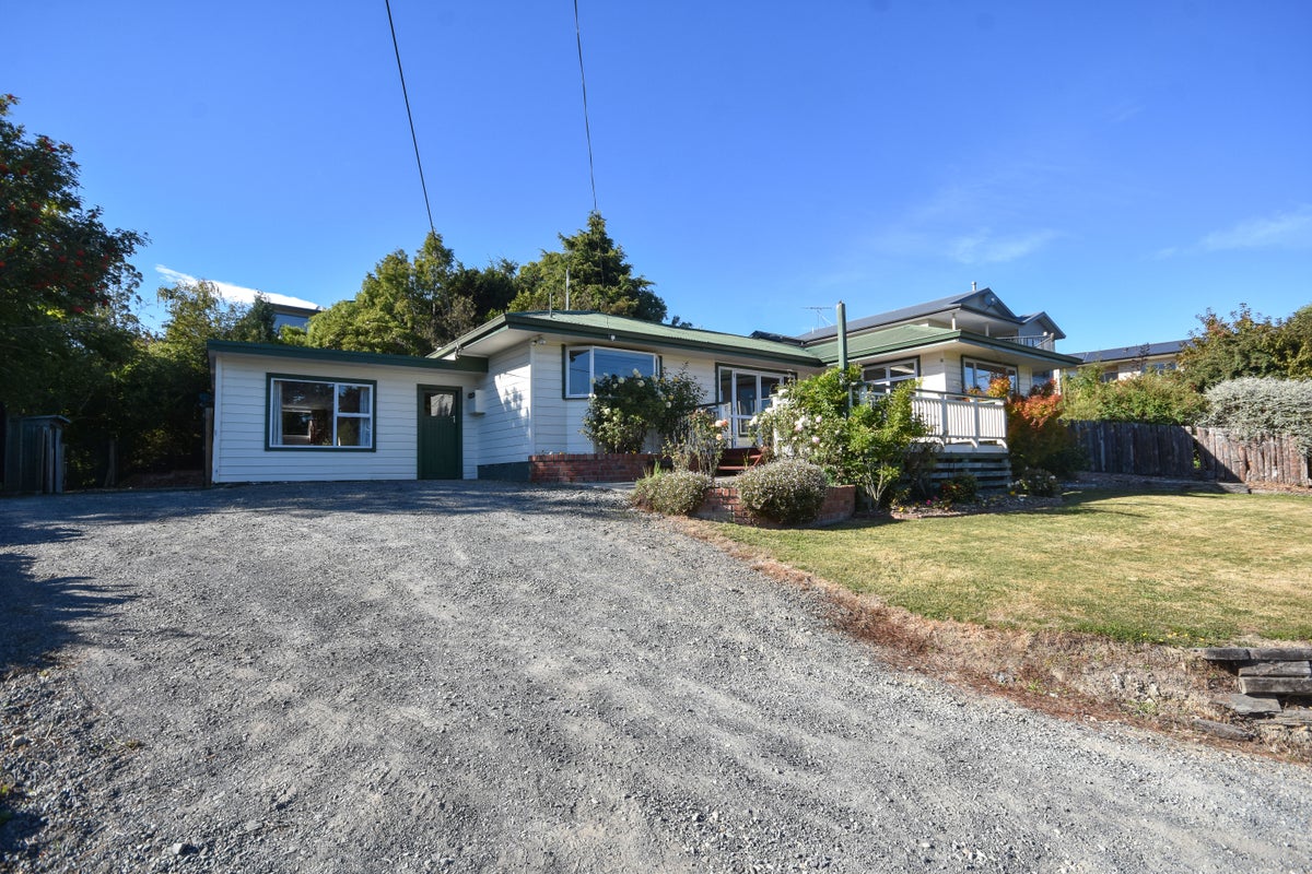 14 Kilgour Street, Waihola, Milton - Carousel 1