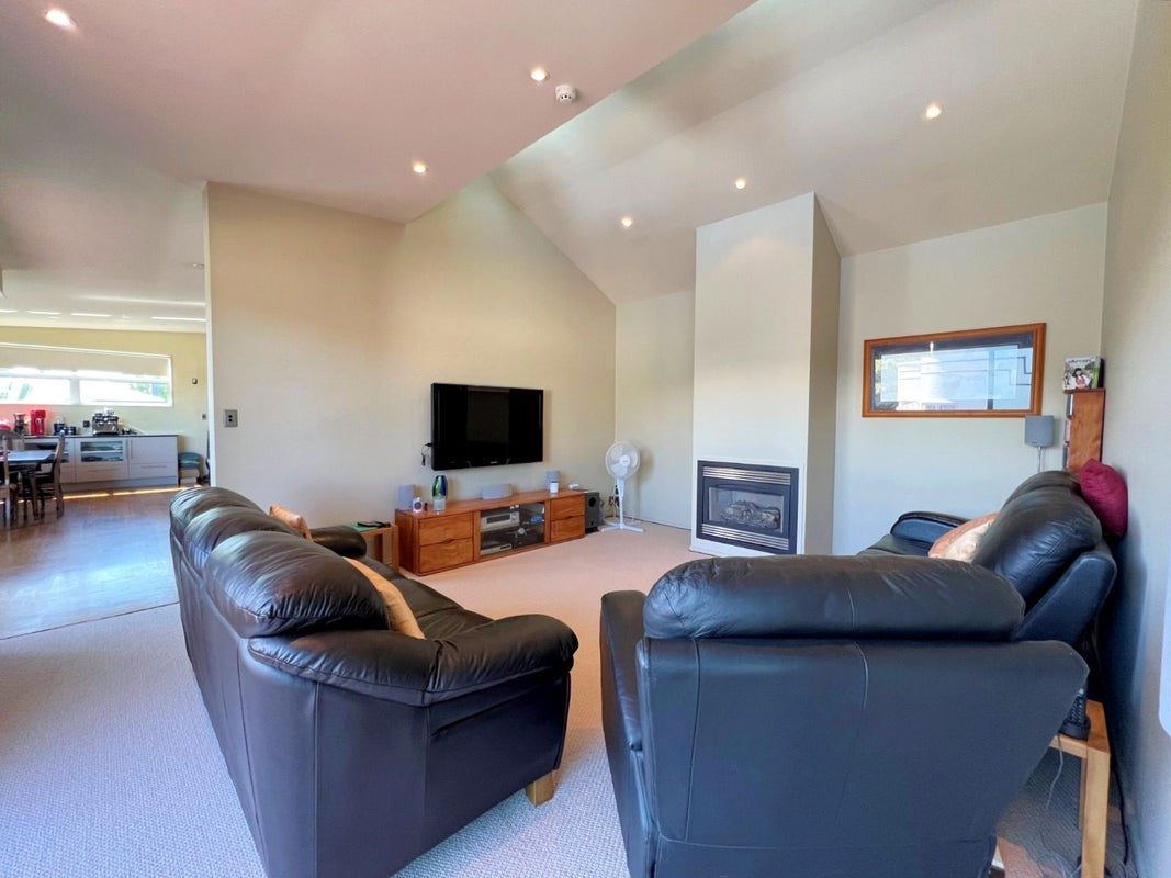 180A Pembroke Street, Hamilton Lake, Hamilton - Carousel 2
