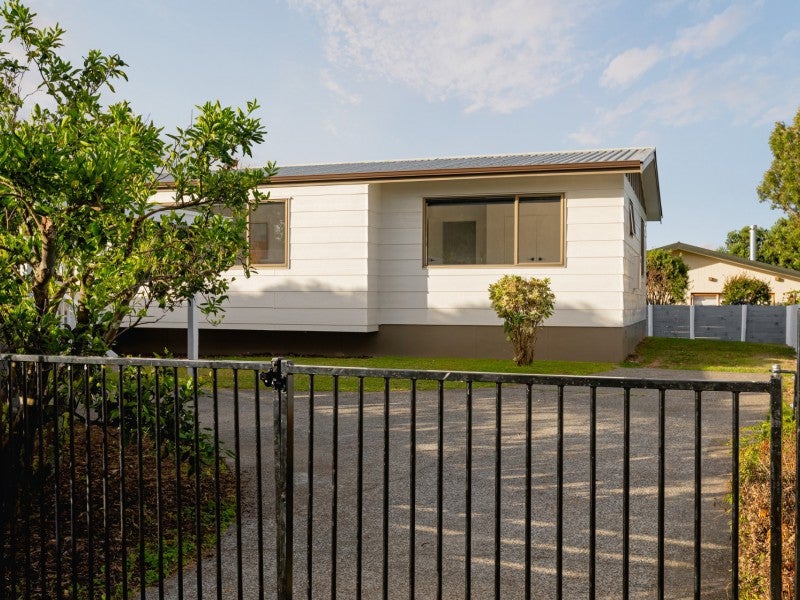 3B Townhead Crescent, Bethlehem, Tauranga - Carousel 1