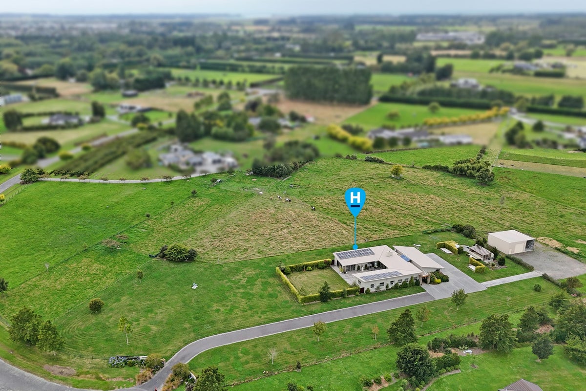 47 Orchard Place, Clarkville, Kaiapoi - Carousel 1