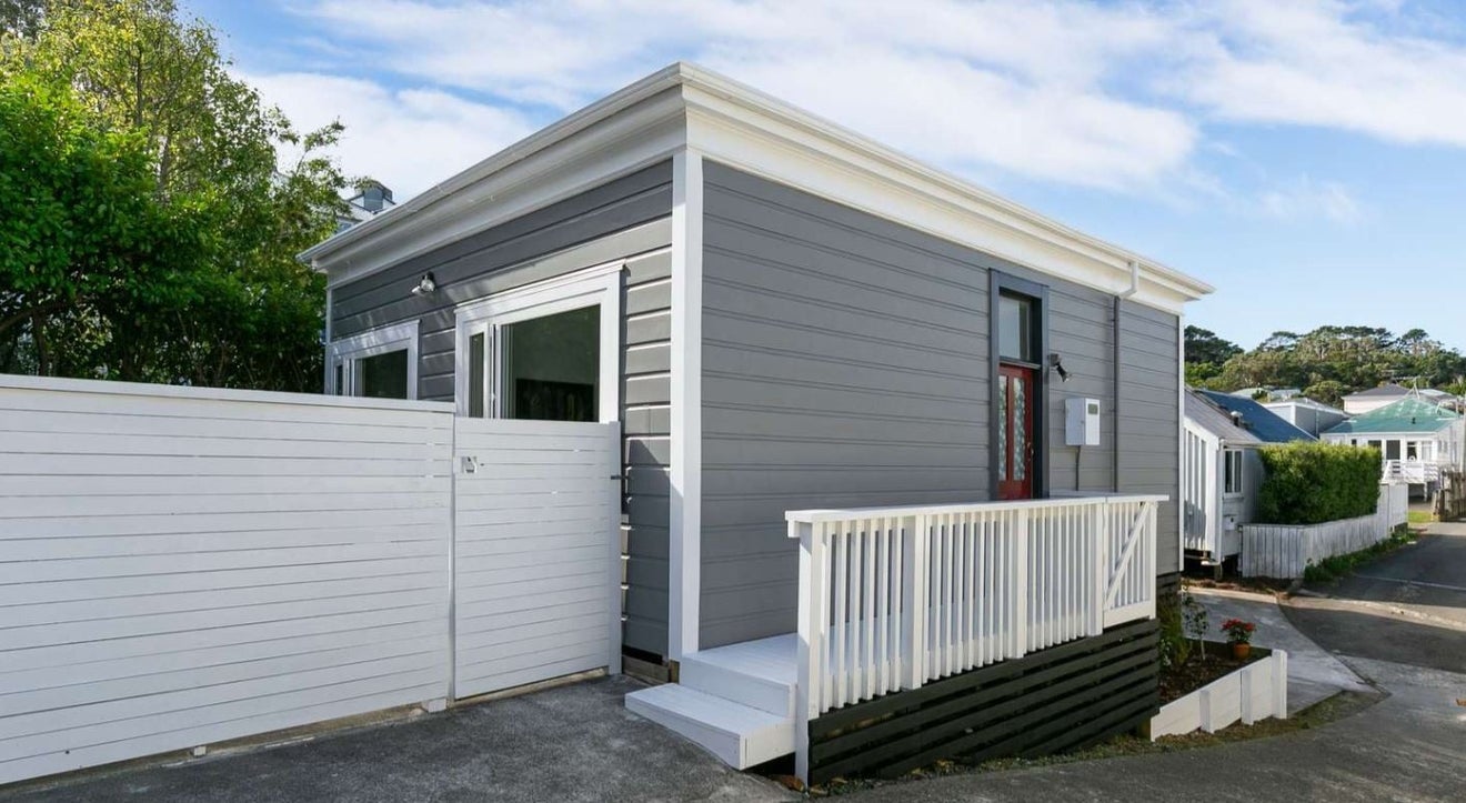 48A Owen Street, Newtown, Wellington - Carousel 2