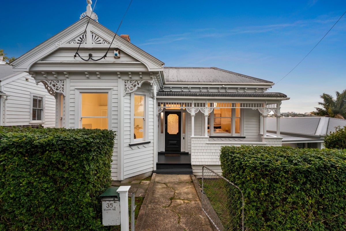 35 First Avenue, Kingsland, Auckland - Carousel 1