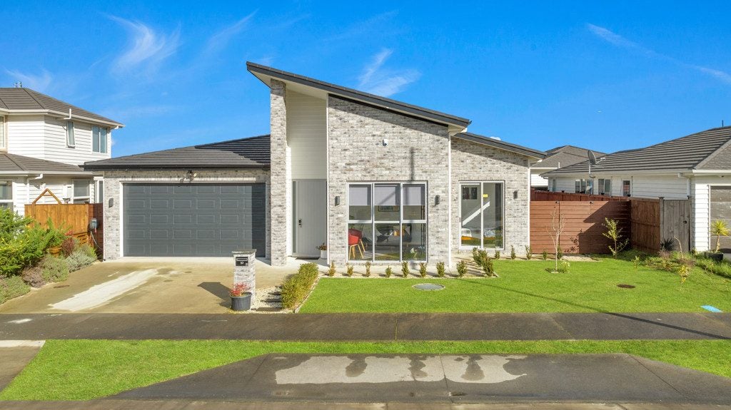 10 Toropapa Close, Takanini, Auckland - Carousel 2