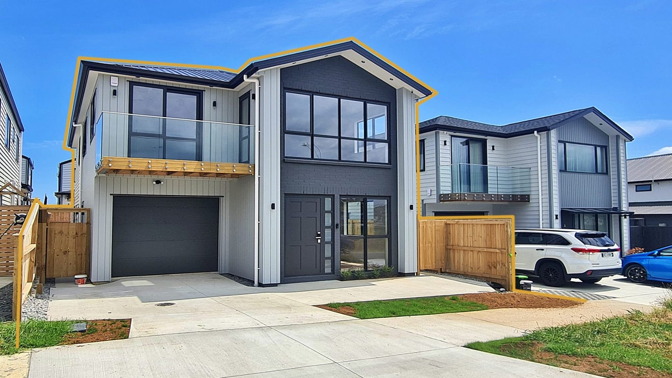 15 Cyperus Street, Flat Bush, Auckland - Carousel 1