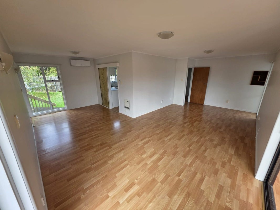 50 Rathlin Street, Blockhouse Bay, Auckland - Carousel 2