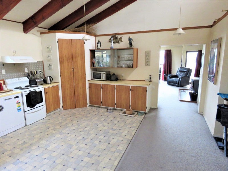 64 Mill Street, Westport, Westport - Carousel 2