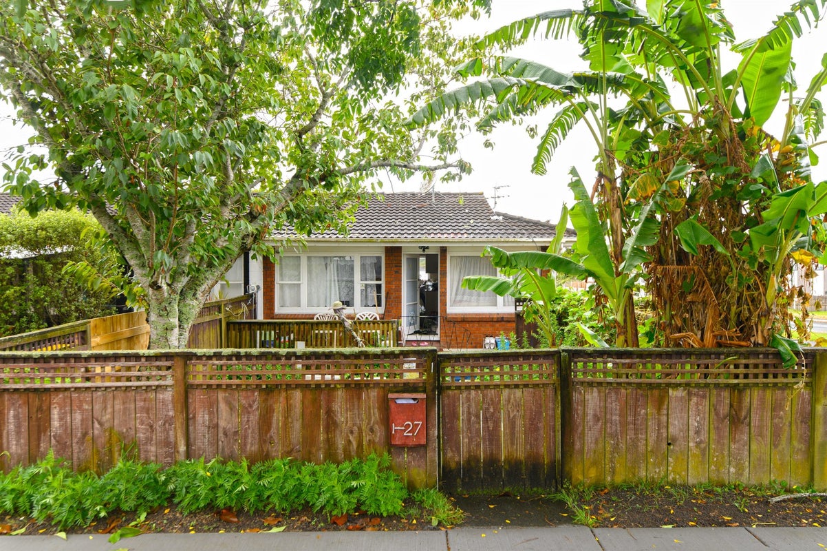 1/27 Nikau Street, New Lynn, Auckland - Carousel 2