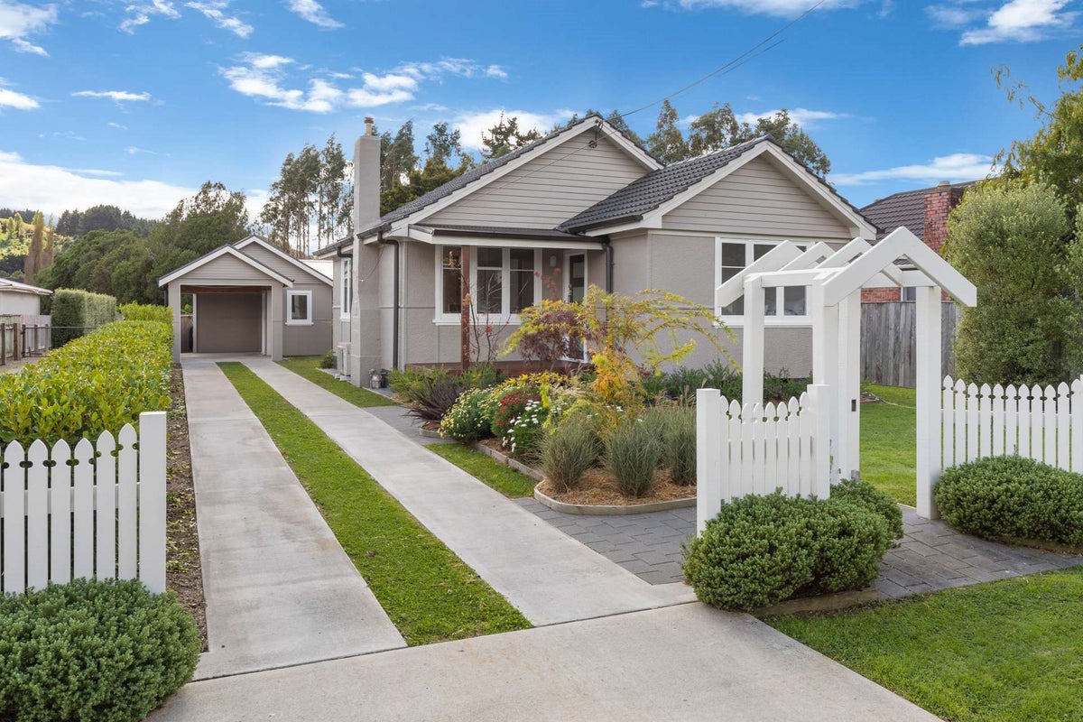 17 Bombay Street, Aramoho, Whanganui - Carousel 1