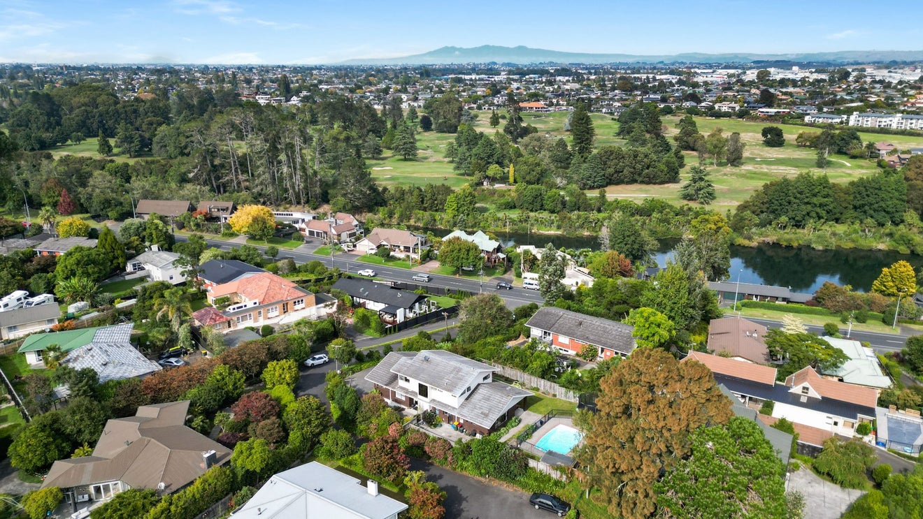 1030 River Road, Queenwood, Hamilton - Carousel 28