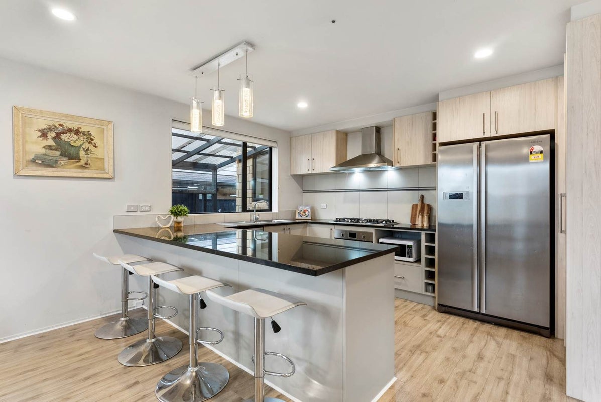 408 Ormiston Road, Flat Bush, Auckland - Carousel 1