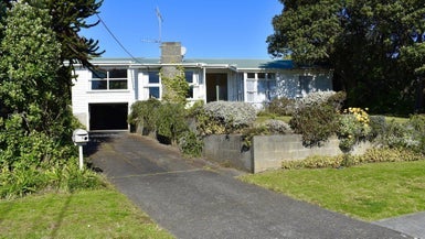 4 Mahoe Street, Otaki Beach, Otaki - Carousel 1