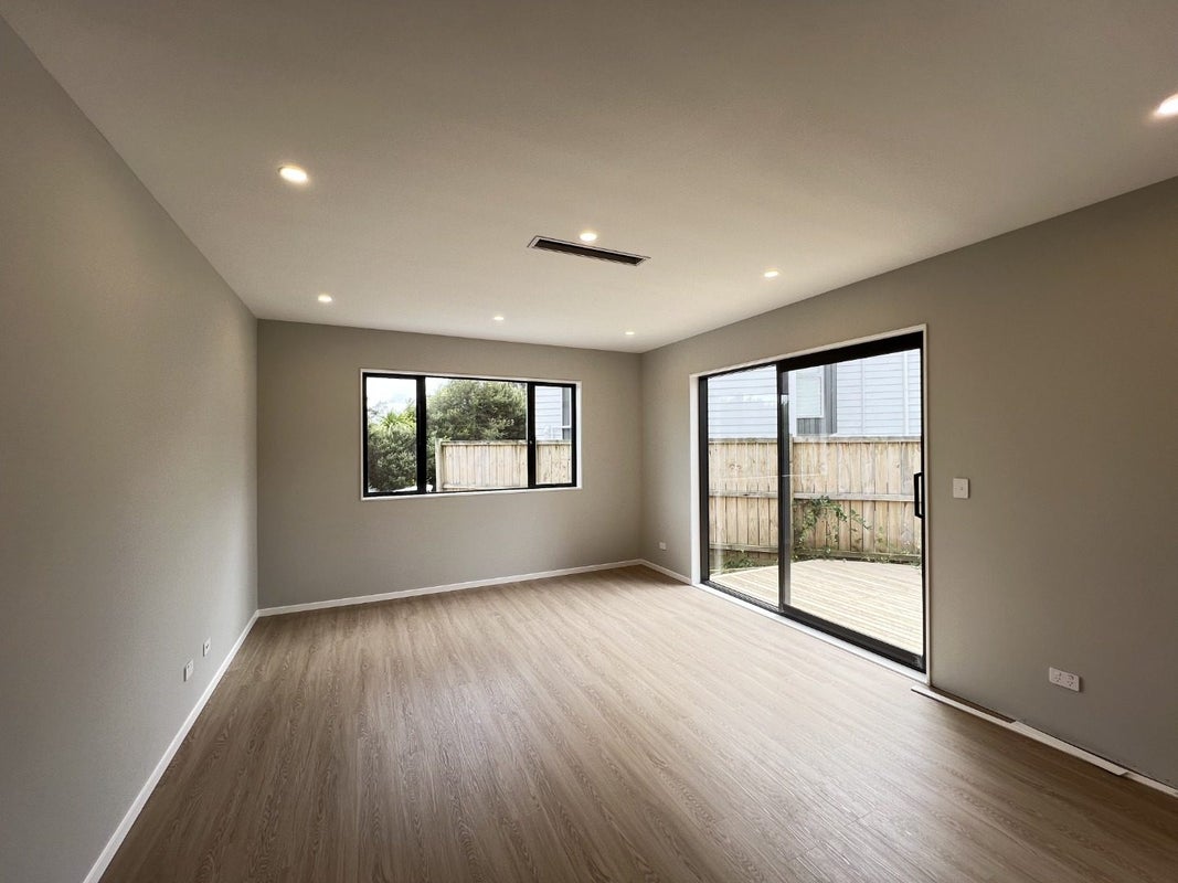 36 Cirrus Way, Ranui, Auckland - Carousel 2