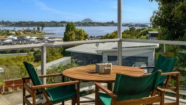 115 Sapphire Drive, Hairini, Tauranga - Carousel 1