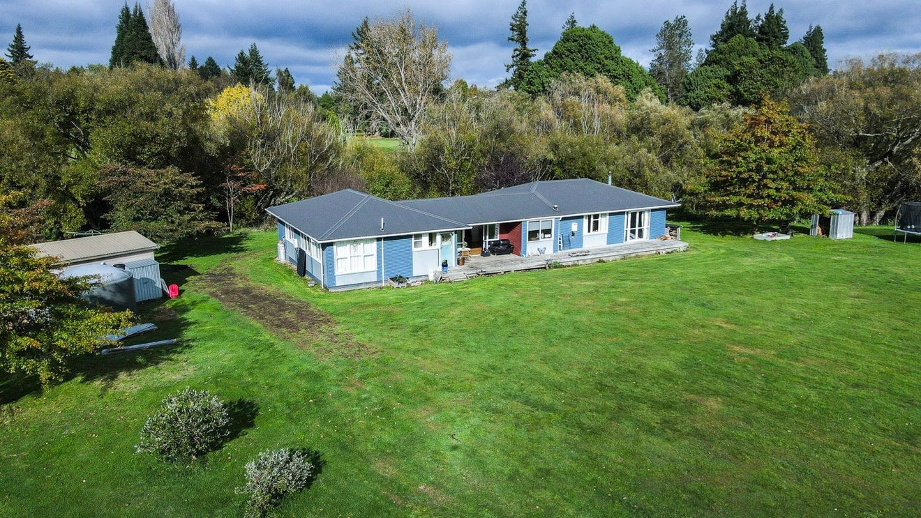 600 Raetihi Ohakune Road, Ohakune - Carousel 2