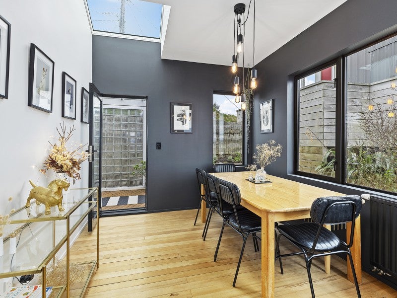 5 Karepa Street, Brooklyn, Wellington - Carousel 2