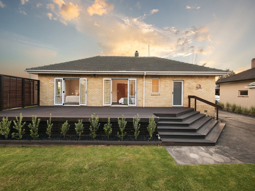 12 MacDiarmid Road, Beerescourt, Hamilton - Carousel 2