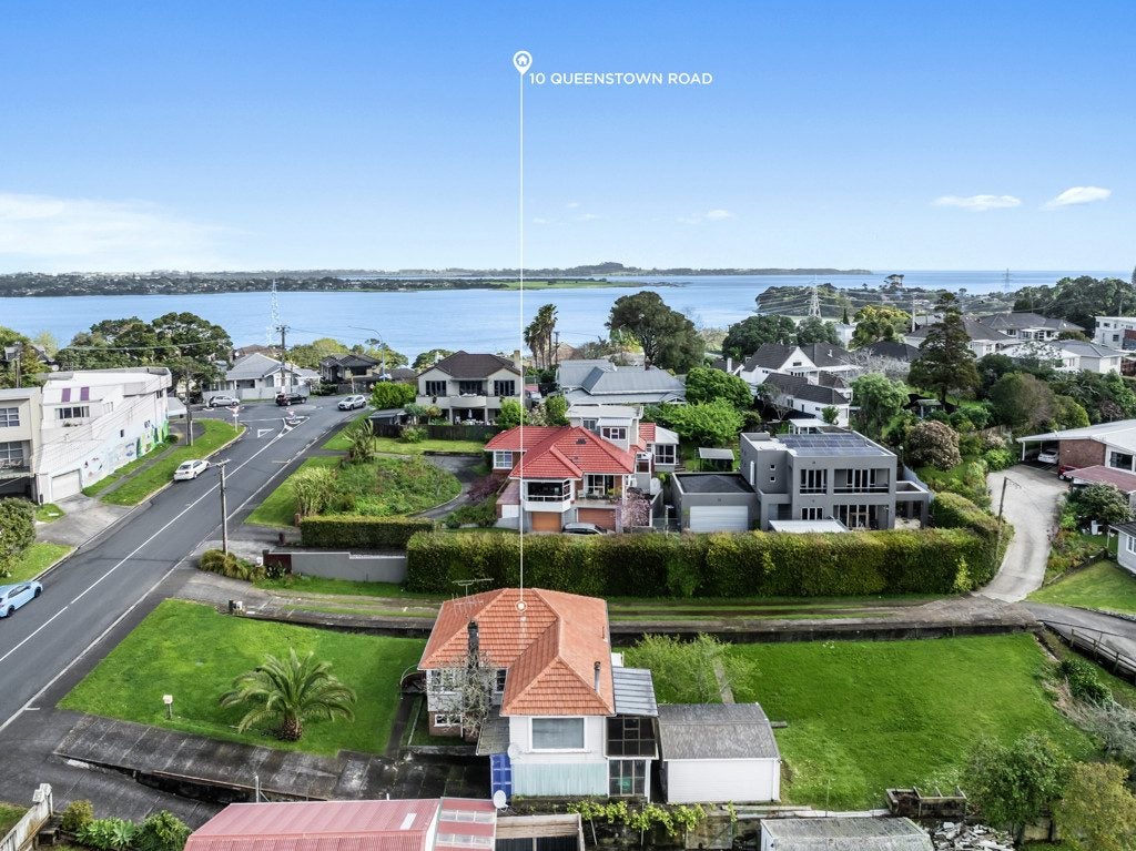 10 Queenstown Road, Hillsborough, Auckland - Carousel 2