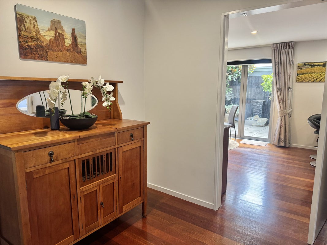 55 Springfield Road, St Albans, Christchurch - Carousel 23