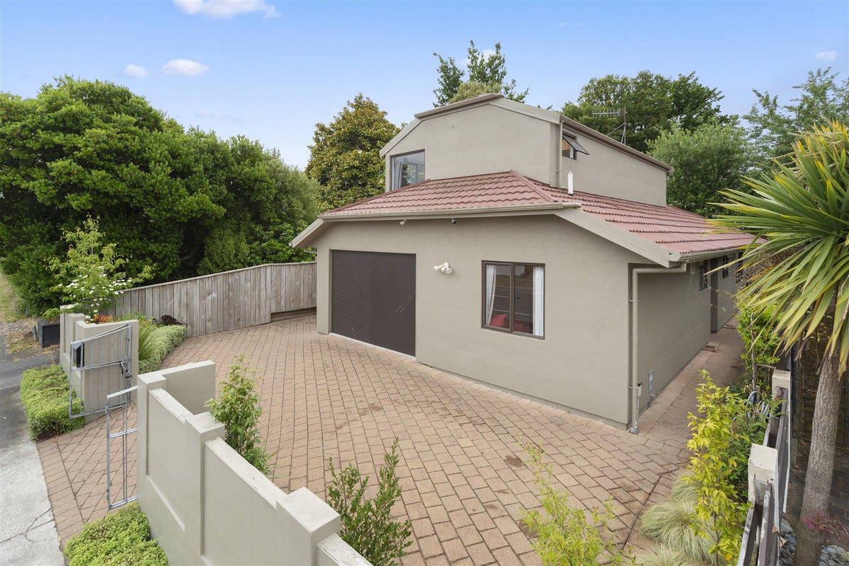128 Te Heuheu Street, Taupo, Taupo - Carousel 1